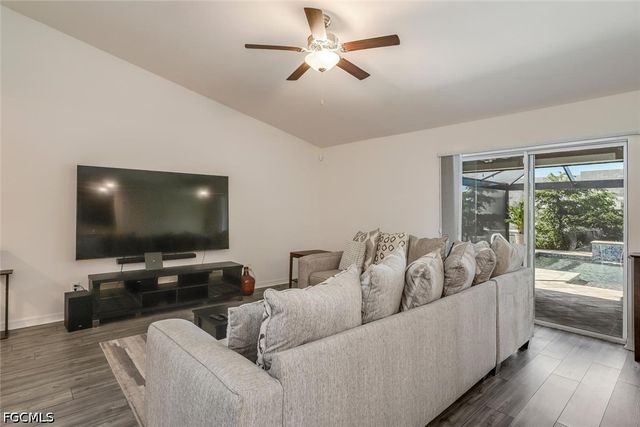 4204 NW 39th ST, Cape Coral, FL 33993