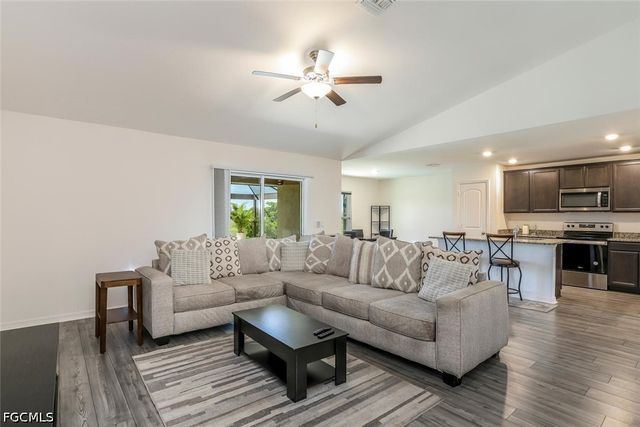 4204 NW 39th ST, Cape Coral, FL 33993