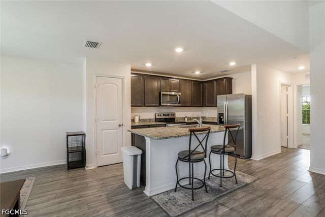 4204 NW 39th ST, Cape Coral, FL 33993
