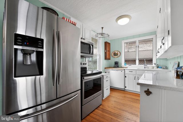 852 RIVERSIDE DR, Pasadena, MD 21122