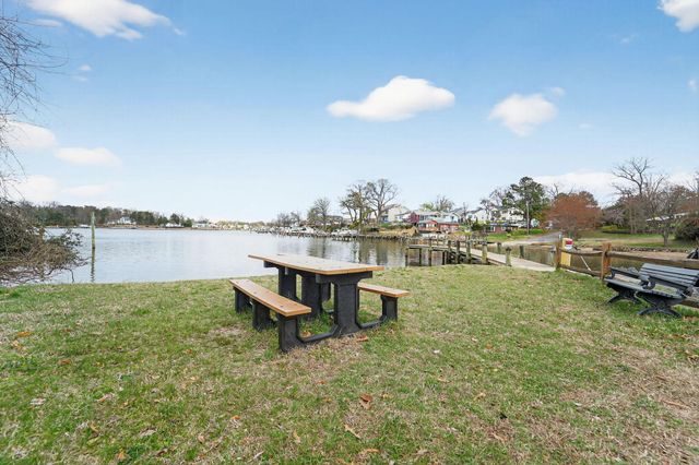 852 RIVERSIDE DR, Pasadena, MD 21122