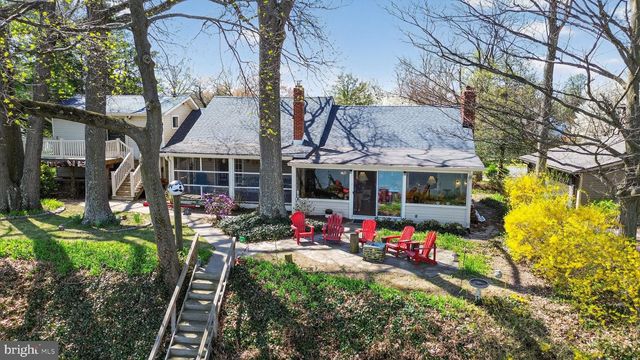 852 RIVERSIDE DR, Pasadena, MD 21122