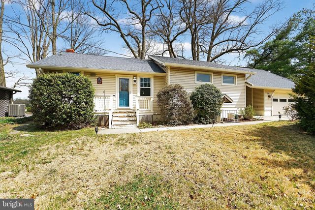 852 RIVERSIDE DR, Pasadena, MD 21122