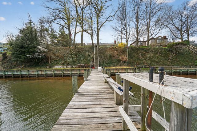 852 RIVERSIDE DR, Pasadena, MD 21122