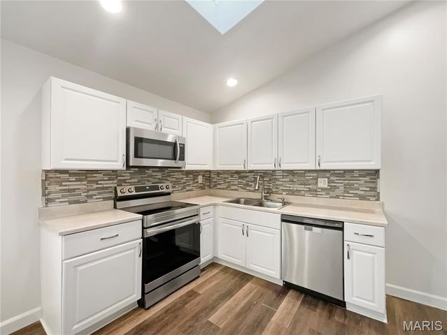 19 Deerpath Drive, St Peters, MO 63376