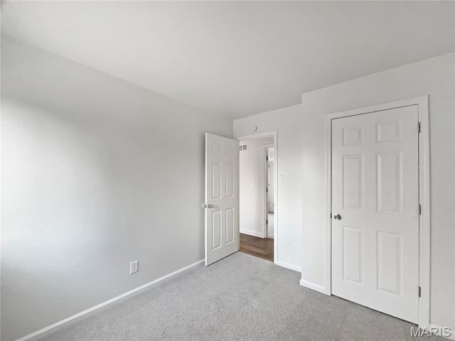 19 Deerpath Drive, St Peters, MO 63376