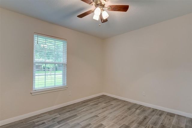 11911 24th Street, Santa Fe, TX 77510