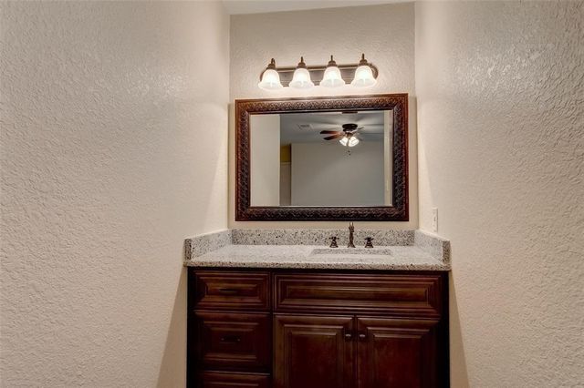 11911 24th Street, Santa Fe, TX 77510