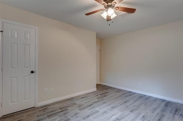 11911 24th Street, Santa Fe, TX 77510