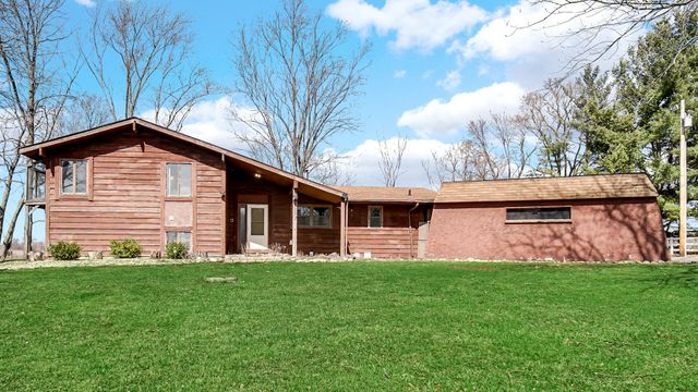 3050 E 139th Avenue, Crown Point, IN 46307