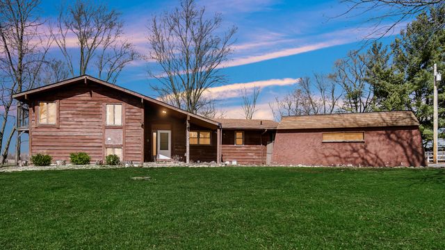 3050 E 139th Avenue, Crown Point, IN 46307