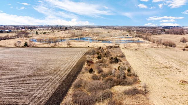 3050 E 139th Avenue, Crown Point, IN 46307