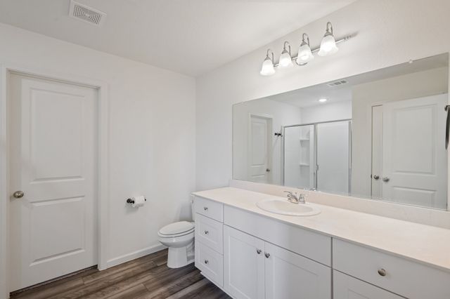 770 Yorkshire Drive, Lavon, TX 75166