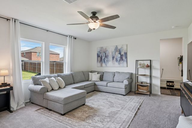 770 Yorkshire Drive, Lavon, TX 75166