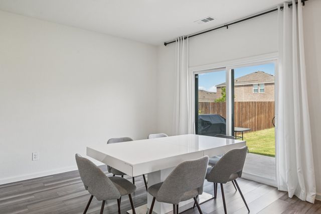 770 Yorkshire Drive, Lavon, TX 75166