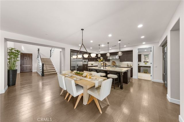 139 Sunset, Irvine, CA 92602
