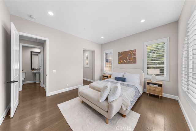 139 Sunset, Irvine, CA 92602