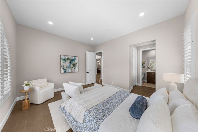 139 Sunset, Irvine, CA 92602