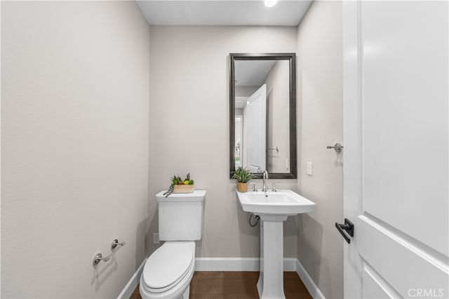 139 Sunset, Irvine, CA 92602