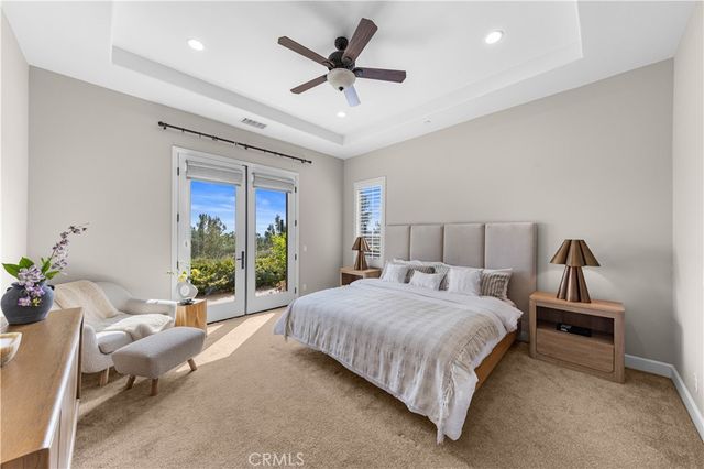 139 Sunset, Irvine, CA 92602