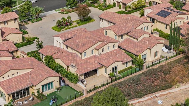 139 Sunset, Irvine, CA 92602