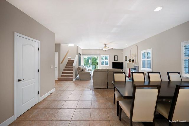 9 Waters Cove Ct, Sacramento, CA 95831