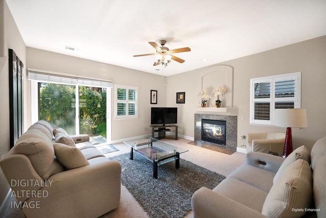 9 Waters Cove Ct, Sacramento, CA 95831