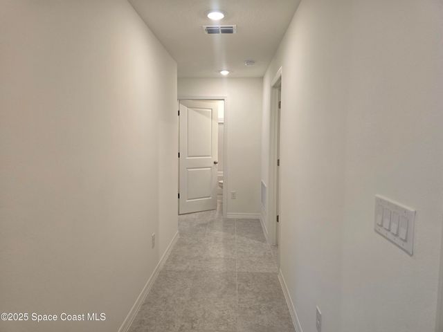 551 SW Richmond Circle, Palm Bay, FL 32908