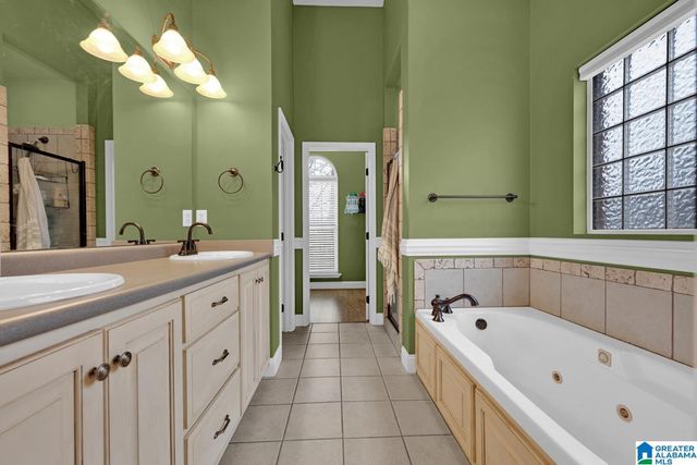 194 MAGNOLIA DRIVE, Warrior, AL 35180