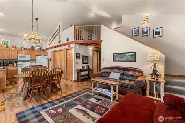 25813 Bridle Lane, Leavenworth, WA 98826