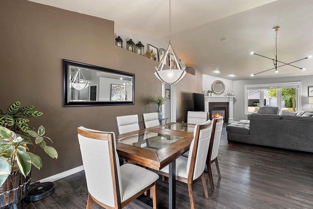 3182 PRIMROSE LANE, Green Bay, WI 54313