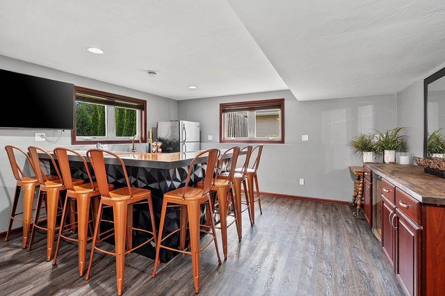 3182 PRIMROSE LANE, Green Bay, WI 54313