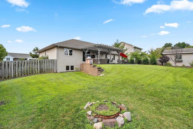 3182 PRIMROSE LANE, Green Bay, WI 54313