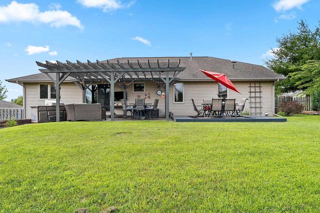 3182 PRIMROSE LANE, Green Bay, WI 54313