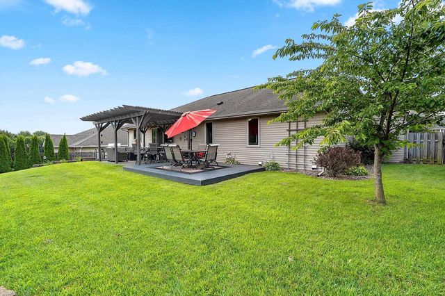 3182 PRIMROSE LANE, Green Bay, WI 54313