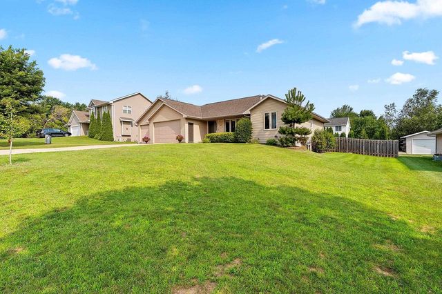 3182 PRIMROSE LANE, Green Bay, WI 54313