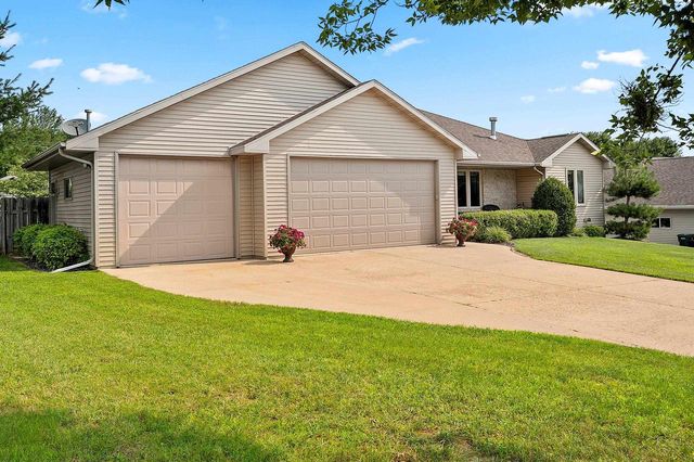 3182 PRIMROSE LANE, Green Bay, WI 54313