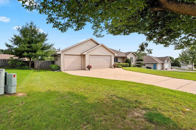 3182 PRIMROSE LANE, Green Bay, WI 54313