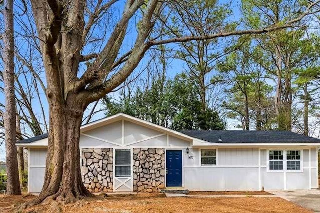 1677 Liberty Valley, Decatur, GA 30032