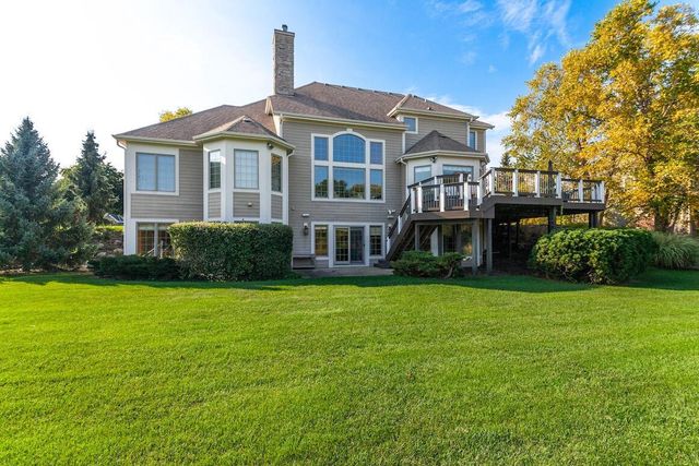 1194 Four Winds WAY, Hartland, WI 53029