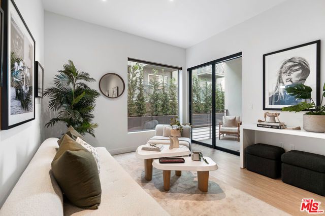 3667 Keystone Avenue 427, Los Angeles, CA 90034