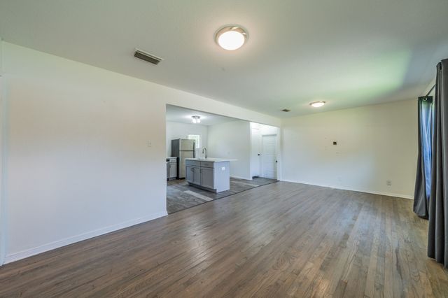 11528 Sinclair Avenue, Dallas, TX 75218
