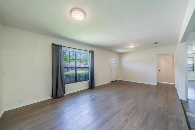 11528 Sinclair Avenue, Dallas, TX 75218