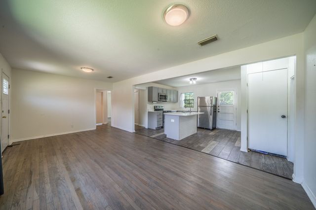 11528 Sinclair Avenue, Dallas, TX 75218
