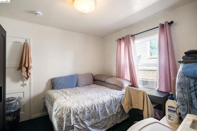 1912 Lafayette St, Alameda, CA 94501