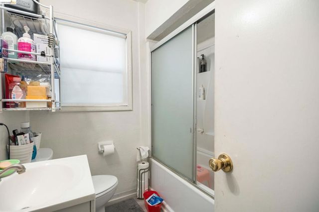 1912 Lafayette St, Alameda, CA 94501