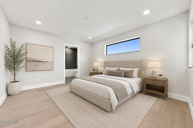 1955 E GREENWAY Road, Phoenix, AZ 85022