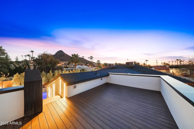 1955 E GREENWAY Road, Phoenix, AZ 85022