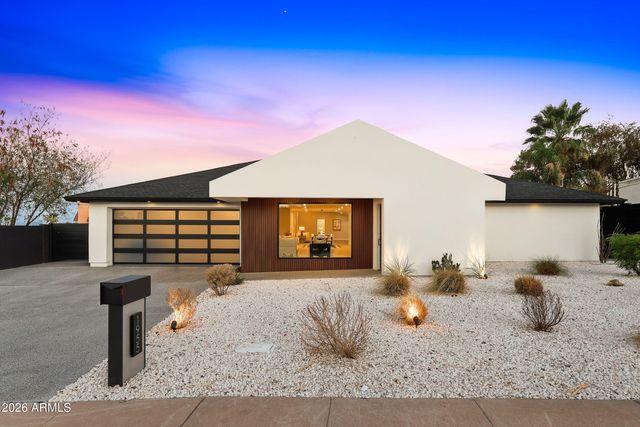 1955 E GREENWAY Road, Phoenix, AZ 85022