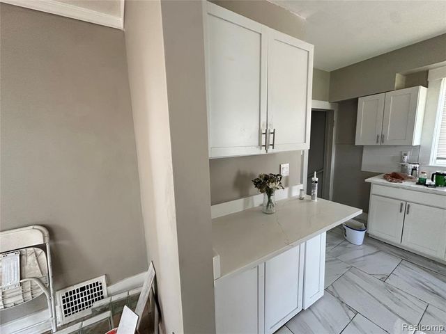3560 Guilford Street, Detroit, MI 48224
